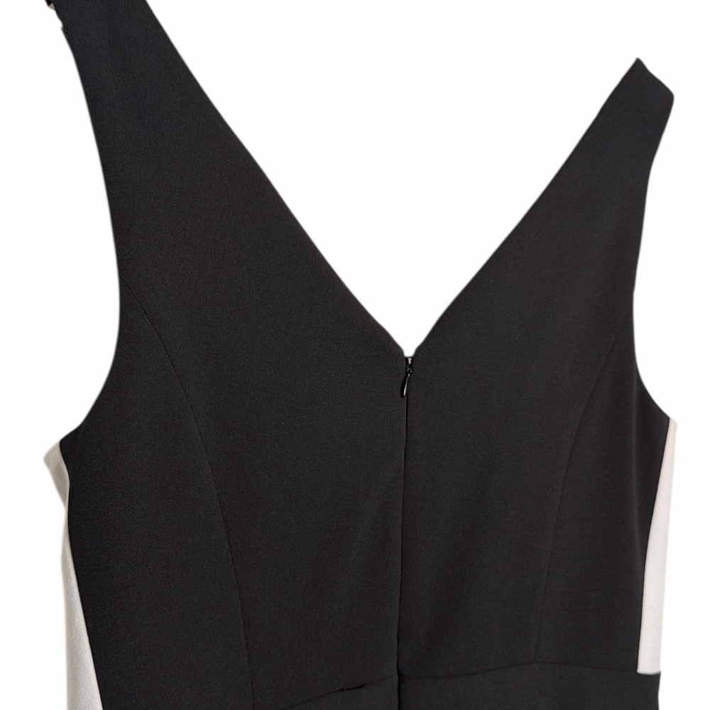 Donna Morgan Black Sleeveless V-neck White Stripe Sides Jumpsuit Size 12 - Picture 8 of 11